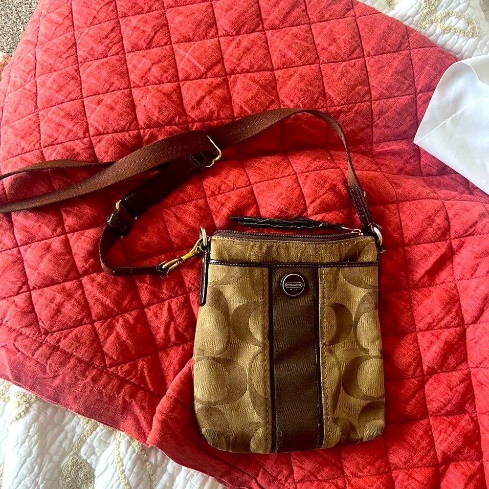 Authentic Coach Crossbody Purse Used Brown